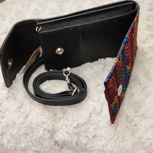 Hand made Coin Purse made with pure leather and hand embroidered "ea"